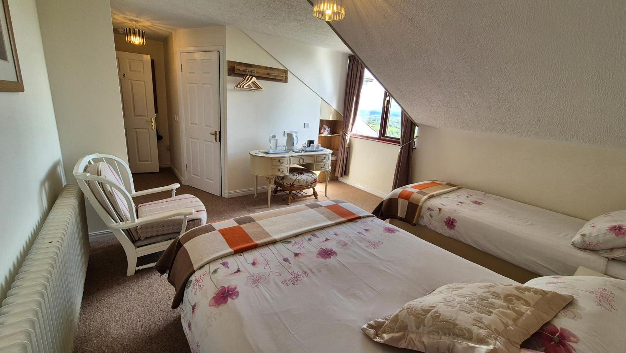Goldenhill Guesthouse Omagh Ngoại thất bức ảnh
